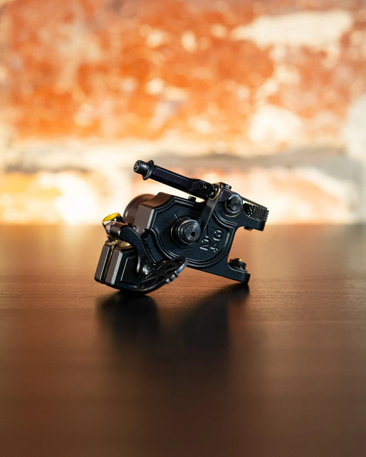 Dan Kubin V3/24 Sidewinder - Black Brass | RCA & Clip Cord